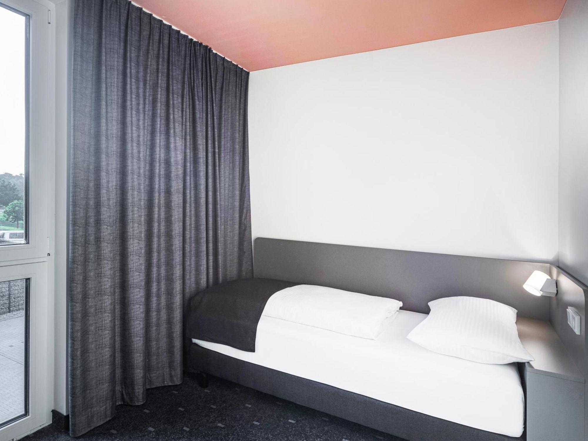 B&B Hotel Dessau Εξωτερικό φωτογραφία